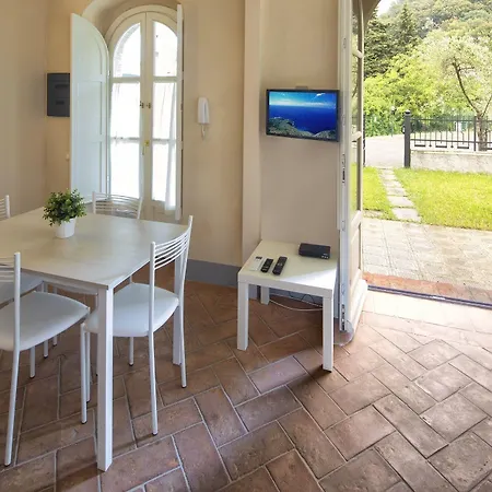 Hotiday Collection - Terrediliguria Lerici