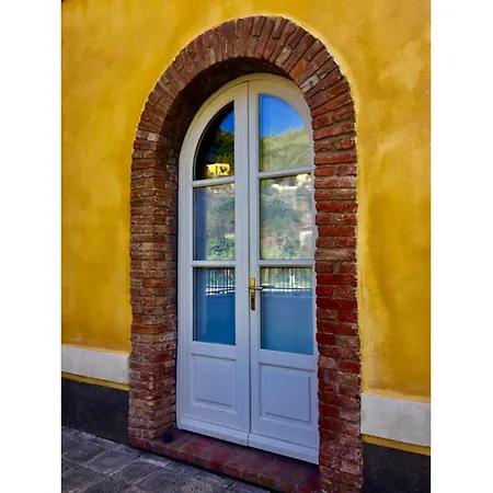 Hotiday Collection - Terrediliguria * Lerici